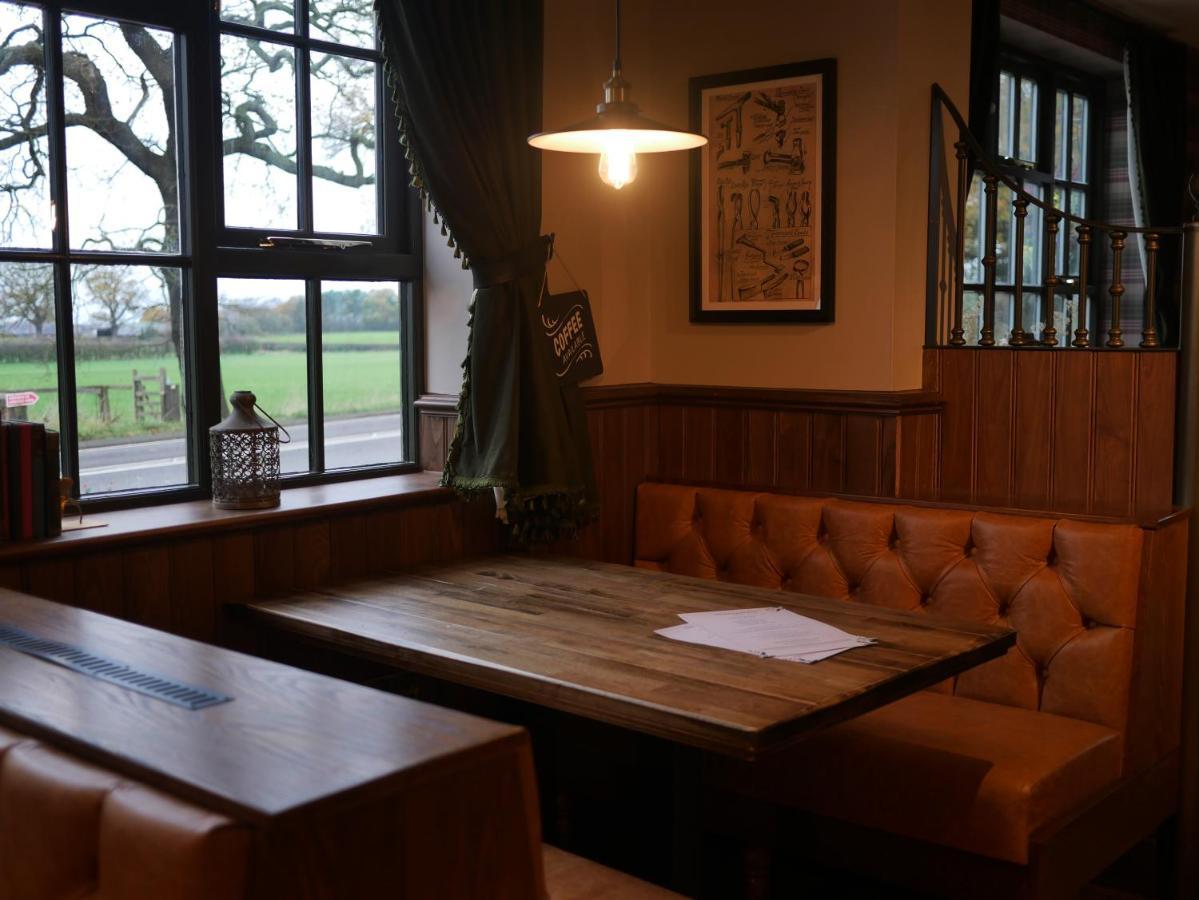 Waggon And Horses, Eaton, Congleton Hotel Eaton  Екстериор снимка